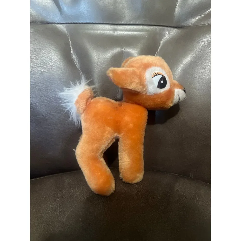 Bambi Plush‎